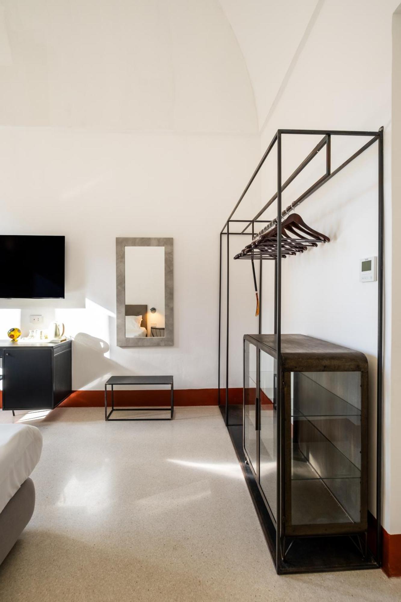 مينيرفينو دي ليتشي Dimora Del Vescovo Art Boutique Hotel المظهر الخارجي الصورة