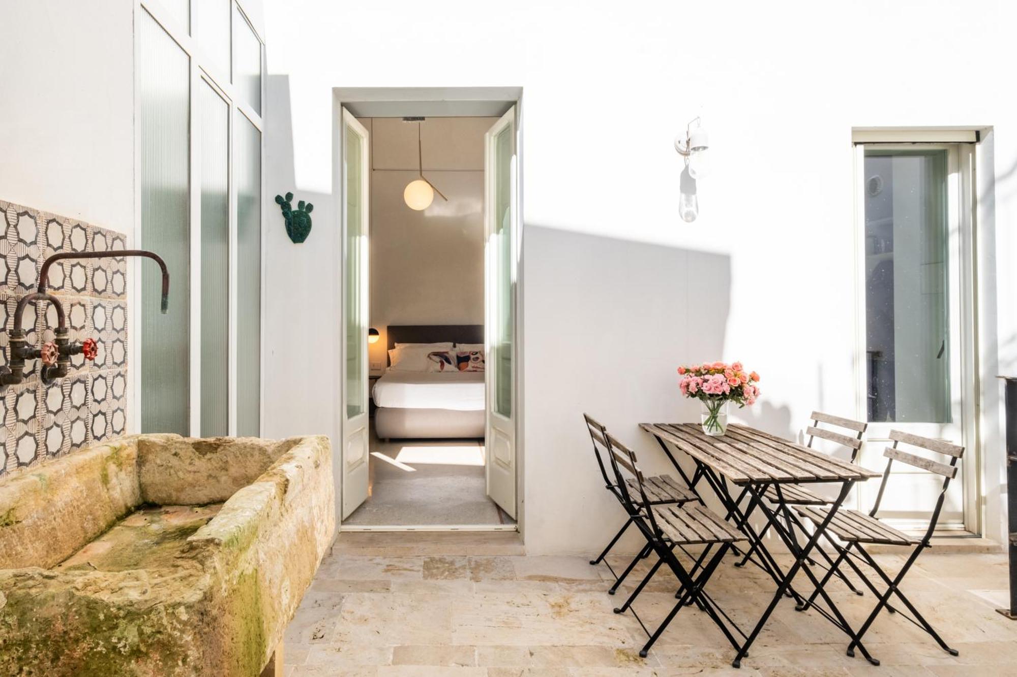 مينيرفينو دي ليتشي Dimora Del Vescovo Art Boutique Hotel المظهر الخارجي الصورة