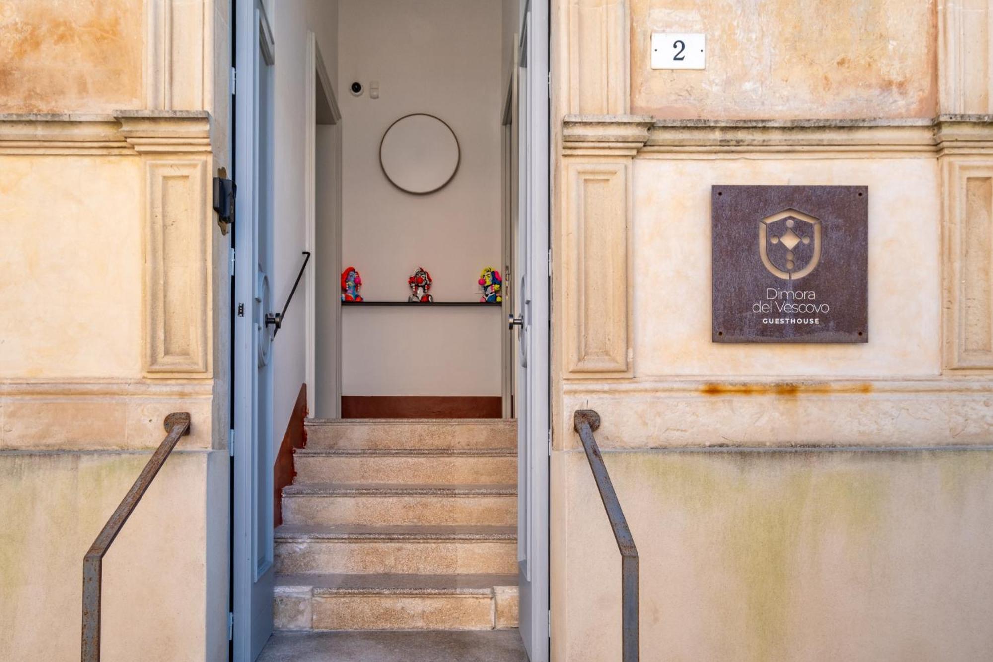 مينيرفينو دي ليتشي Dimora Del Vescovo Art Boutique Hotel المظهر الخارجي الصورة