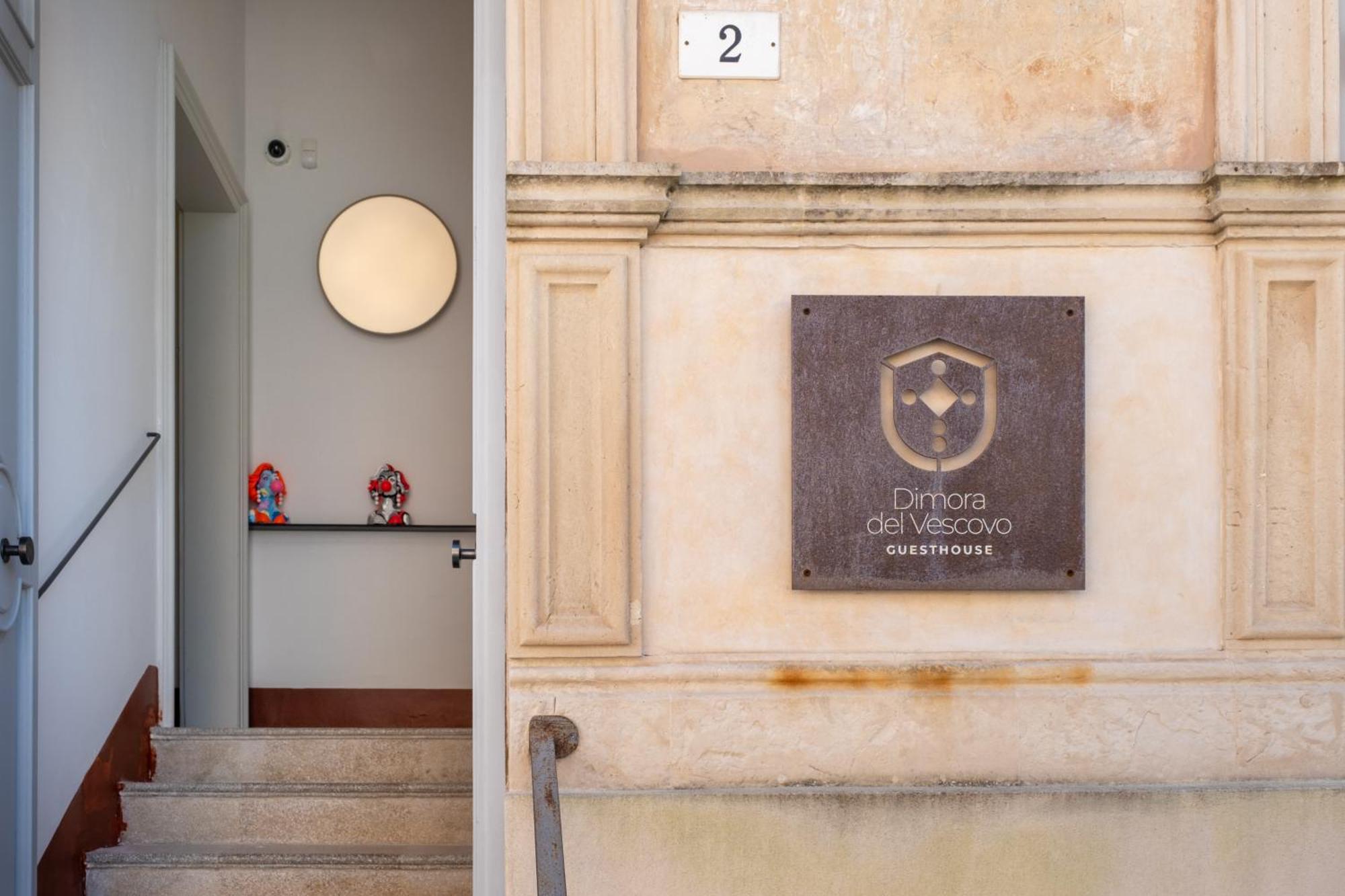 مينيرفينو دي ليتشي Dimora Del Vescovo Art Boutique Hotel المظهر الخارجي الصورة