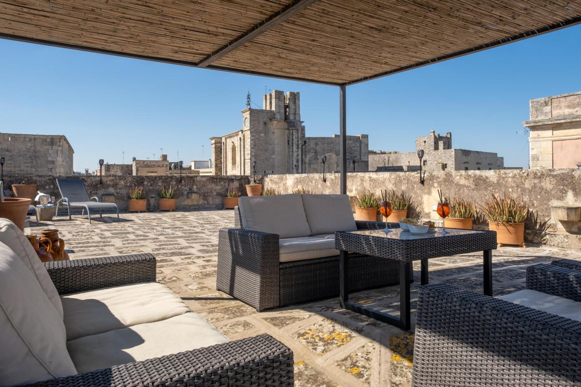 مينيرفينو دي ليتشي Dimora Del Vescovo Art Boutique Hotel المظهر الخارجي الصورة